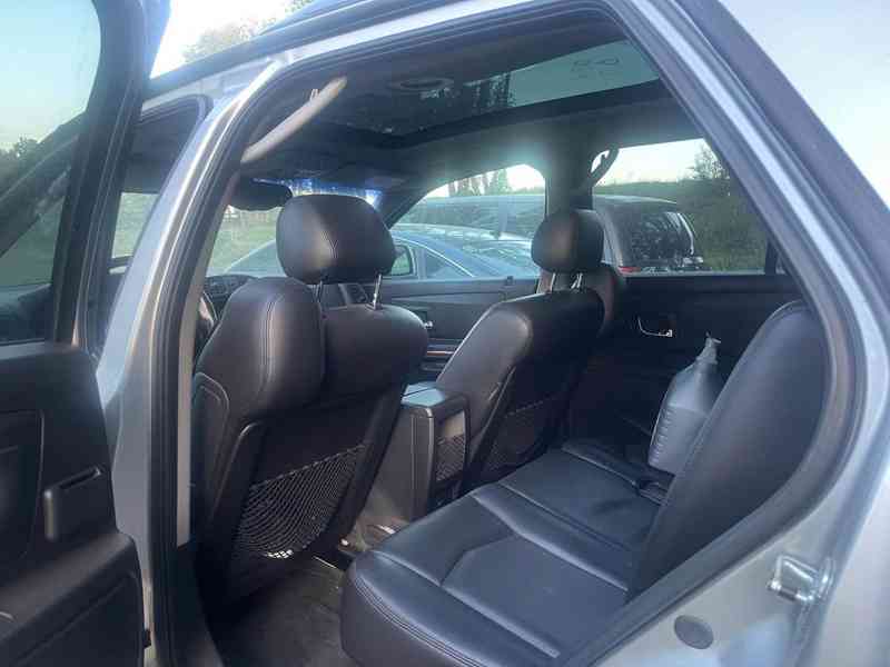 Cadillac srx 3,6 - foto 5