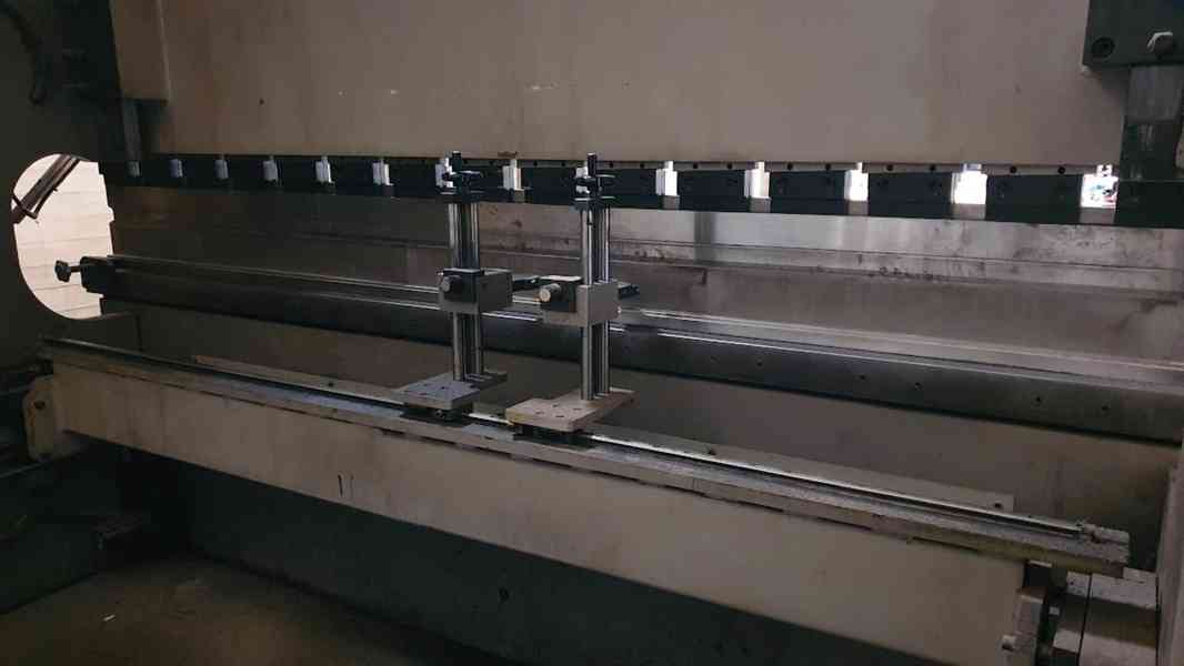 Fermat CTOF 160A/3200 CNC - ohraňovací lis CNC - foto 2