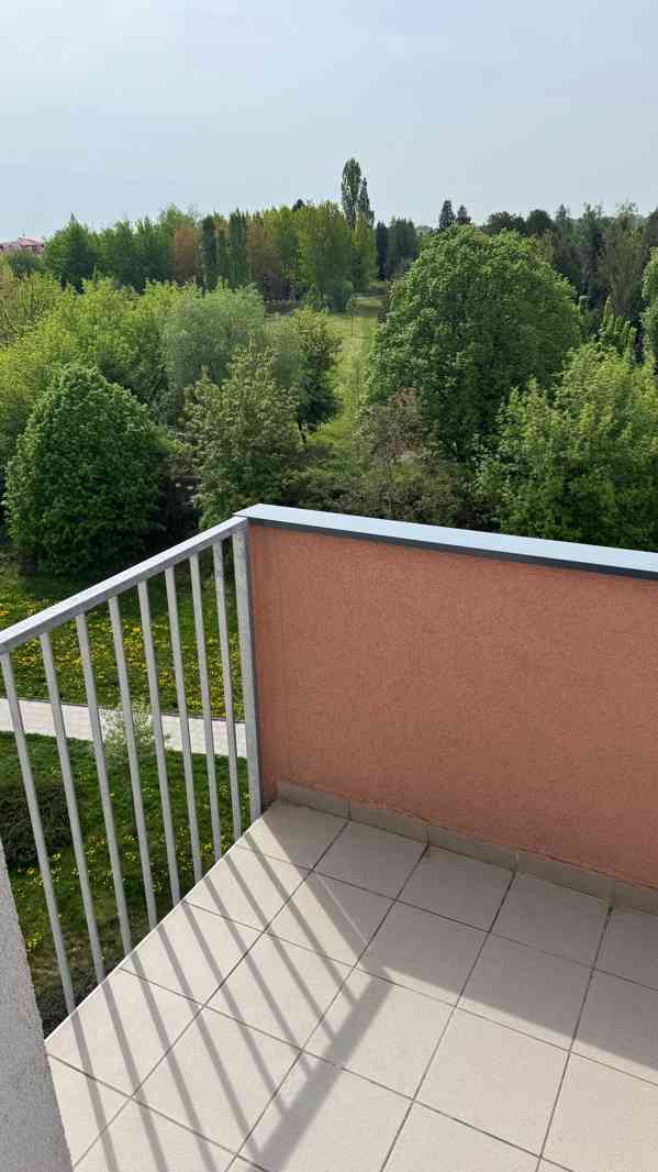 Pronájem novostavby bytu 1+kk v Olomouci bez poplatku RK - foto 6