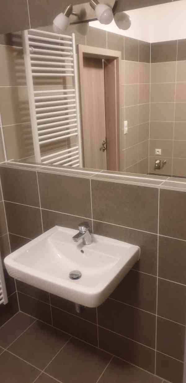 Pronájem novostavby bytu 1+kk v Olomouci bez poplatku RK - foto 4