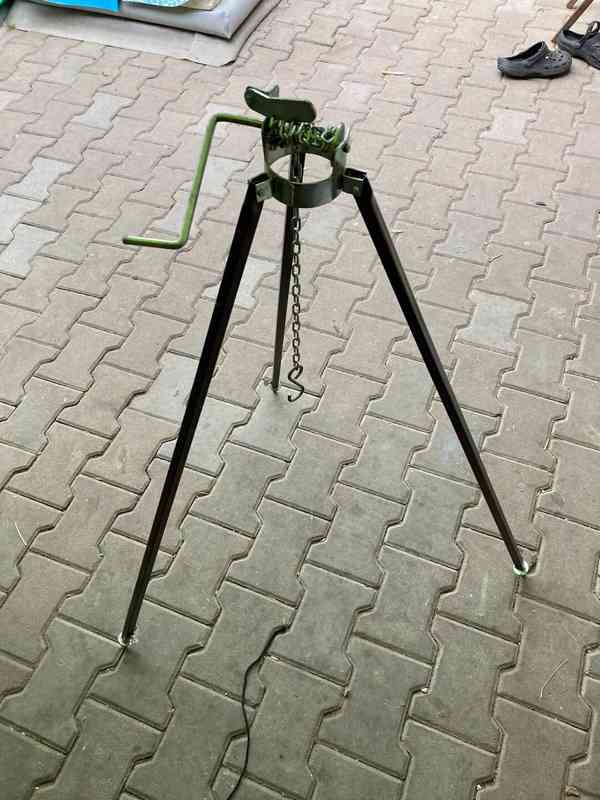 Kotlíkový set s trojnožkou - foto 6