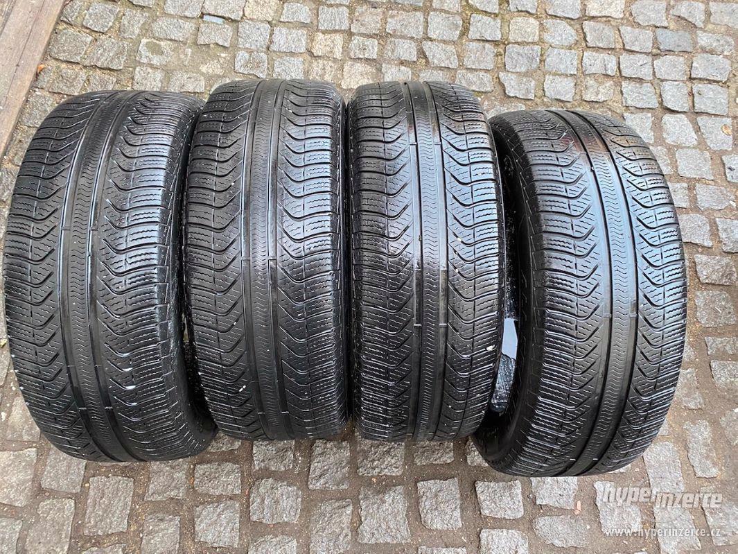 235 50 18 R18 celoroční pneu Pirelli All Season - foto 1