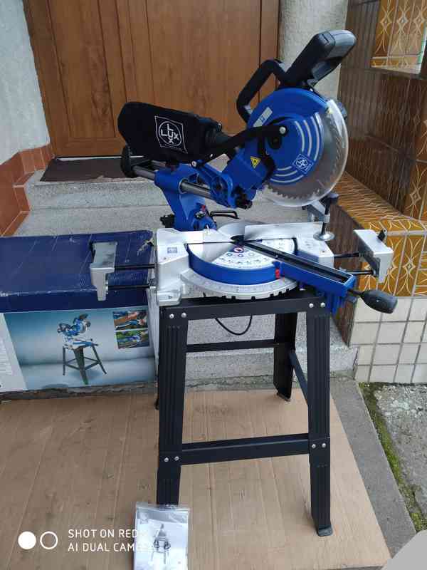 Prodám NEPOUZITOU pokosovou pilu s posuvem LUX-TOOLS ZKGS-16 - foto 1