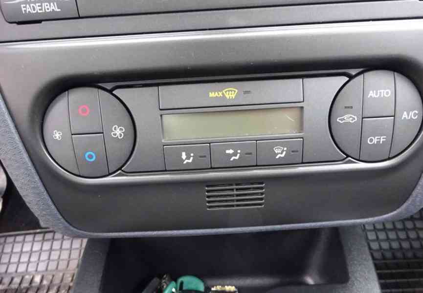 Ford Fusion 1.4i r.v.2009 (59KW) 1.Majitel Koupeno v ČR - foto 13