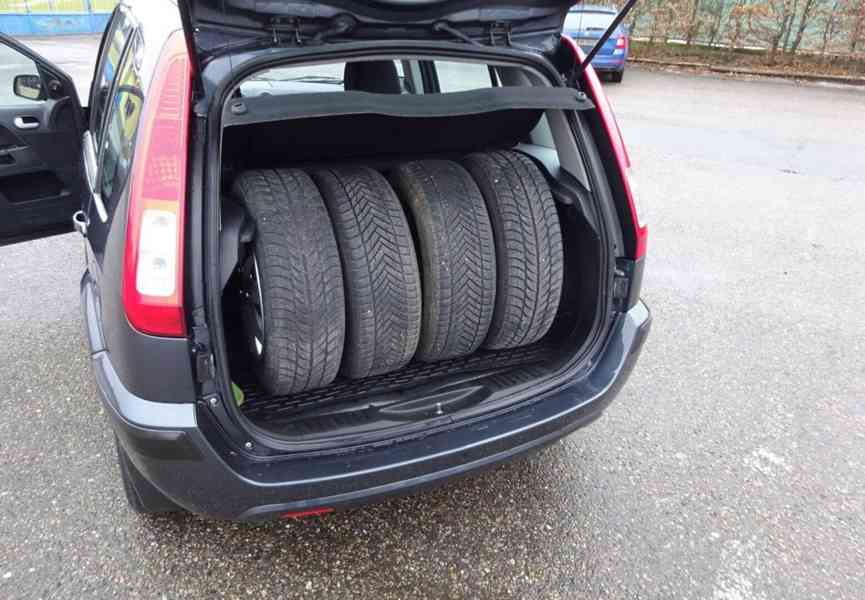 Ford Fusion 1.4i r.v.2009 (59KW) 1.Majitel Koupeno v ČR - foto 17