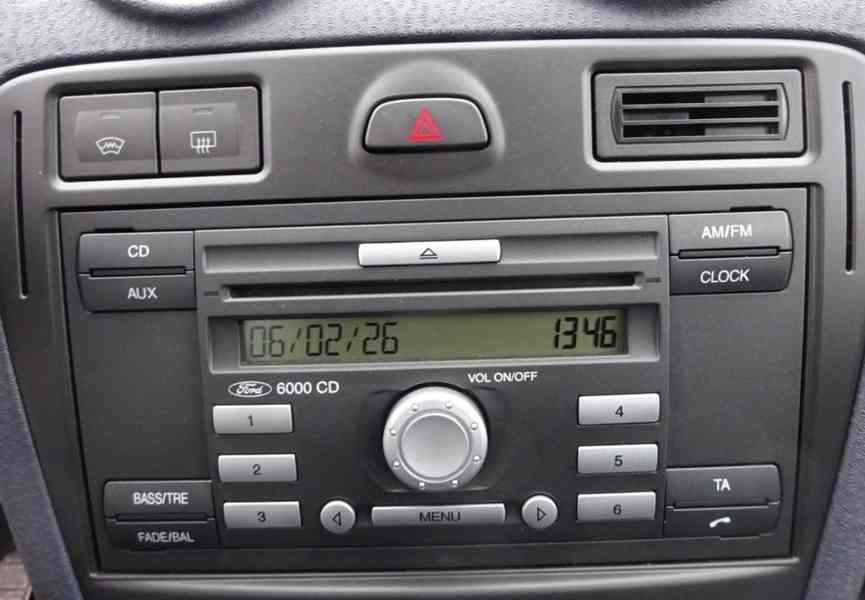 Ford Fusion 1.4i r.v.2009 (59KW) 1.Majitel Koupeno v ČR - foto 12