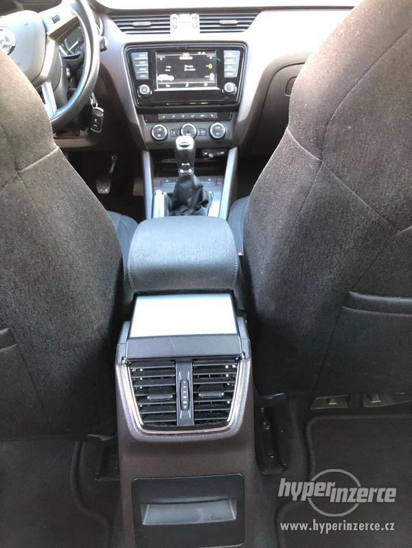 Škoda Octavia III Scout 4x4 110kW combi 2.0TDI - foto 8