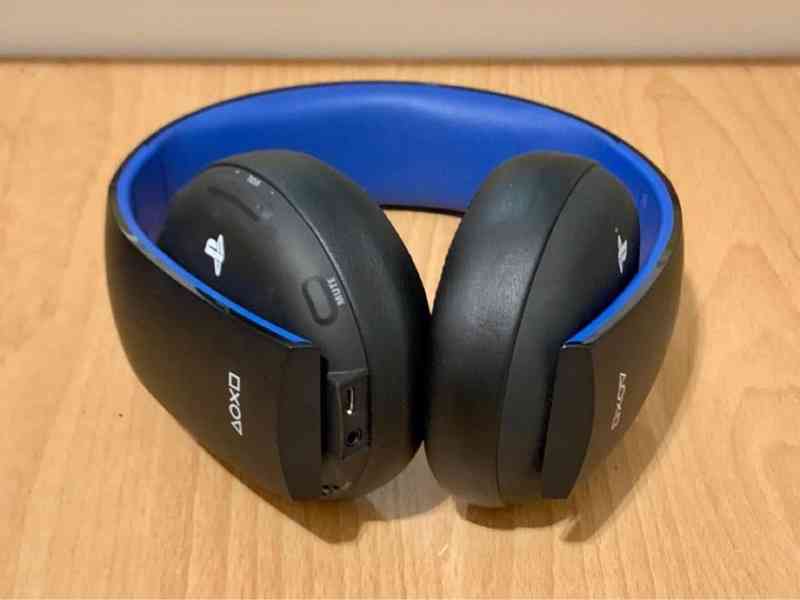 Sluchátka Sony PS3