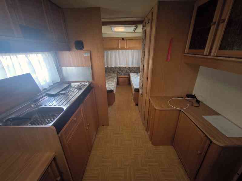 Pěkný velký Fendt na pevné stání. Dovoz na místo možný. - foto 7