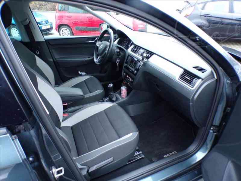 Škoda Rapid 1,2 TSI SPACEBACK - foto 12