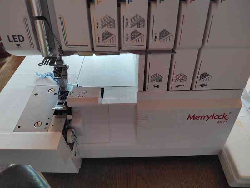 Merrylock MK 4075 - overlock i coverlock - foto 2