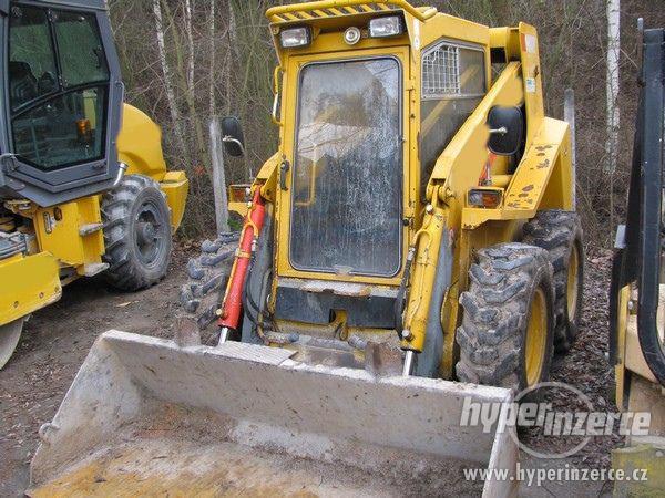Smyk. nakladač Locust 1203 - foto 1