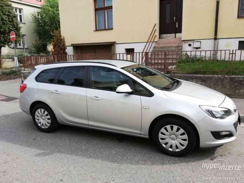 OPEL ASTRA 1,6 CDTI kombi 2015 - foto 2
