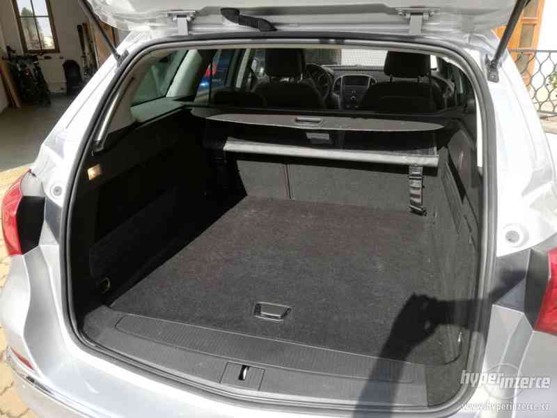 OPEL ASTRA 1,6 CDTI kombi 2015 - foto 4