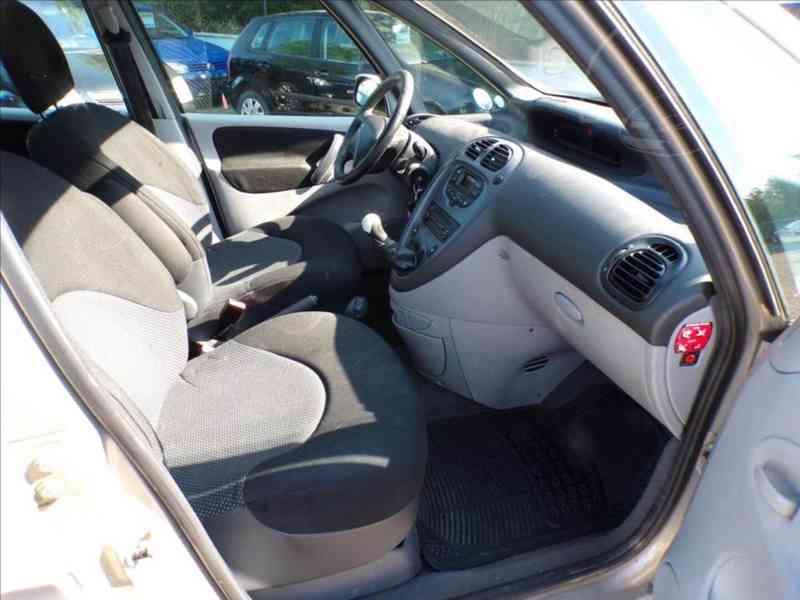 Citroën Xsara Picasso 1,8 16V TAŽNÉ ZAŘÍZENÍ - foto 11