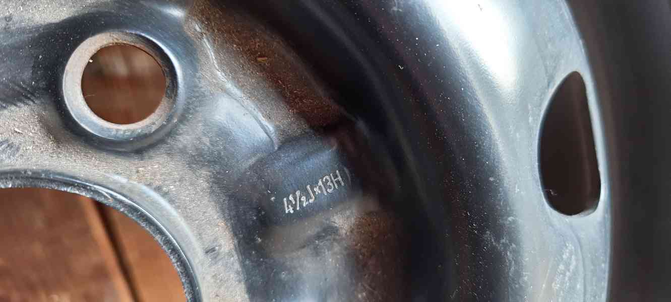 1 nové a 1 zánovní kolo z Felicie - foto 7