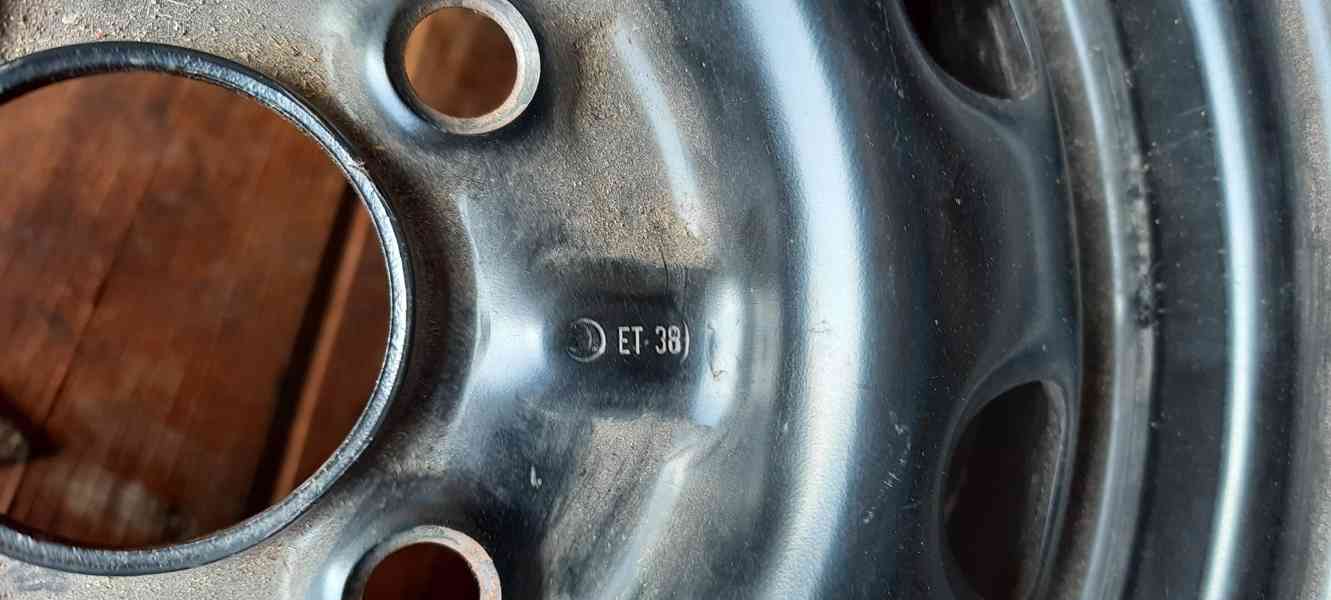 1 nové a 1 zánovní kolo z Felicie - foto 6