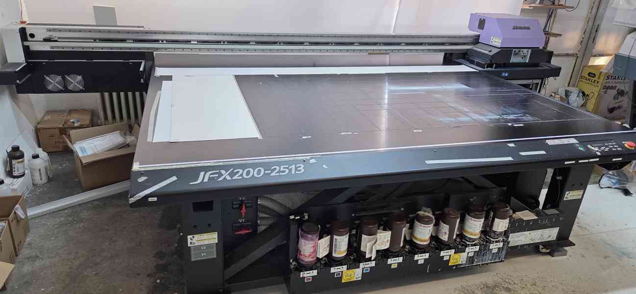 Prodám stolovou UV tiskárnu Mimaki JFX 200-2513