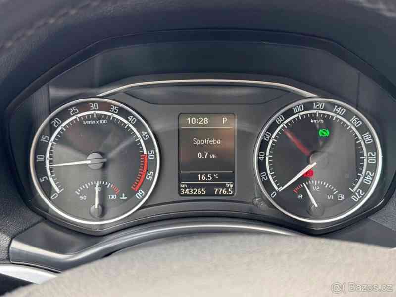 Škoda Octavia 2,0   RS tdi 125 kw - foto 20