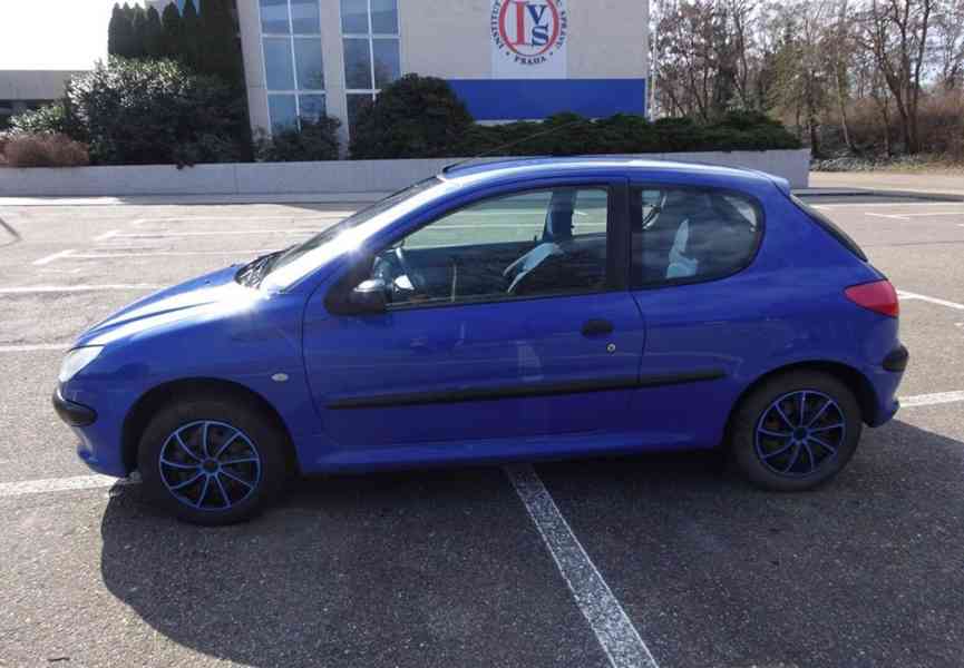 Peugeot 206 1.1i r.v.2002 (44 kw) stk:3/2028 - foto 2