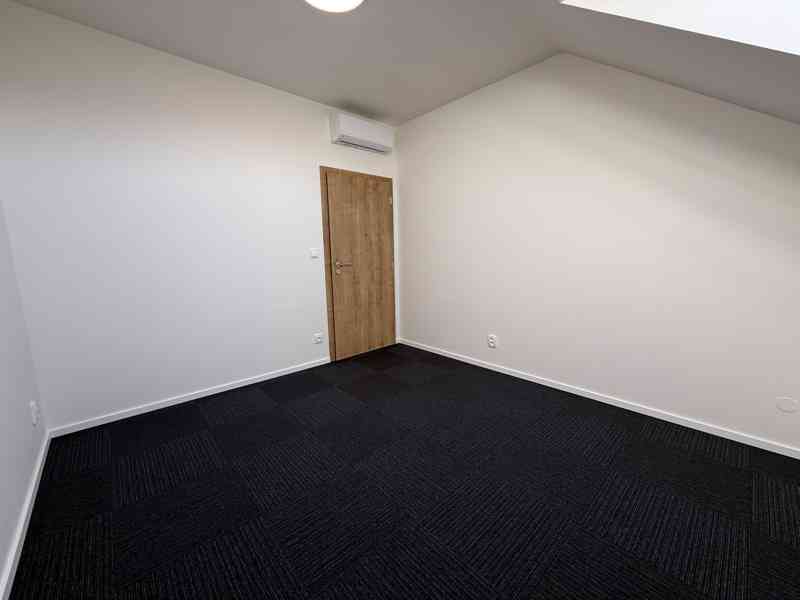 PRONÁJEM KANCELÁŘE O CP CCA 11,70 M2, BRNO - KRÁLOVO POLE - foto 4