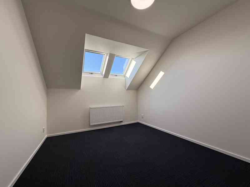 PRONÁJEM KANCELÁŘE O CP CCA 11,70 M2, BRNO - KRÁLOVO POLE - foto 2