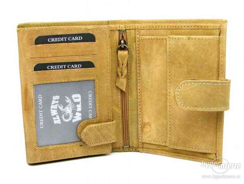 Kožená peněženka pánská s přeskou - foto 3