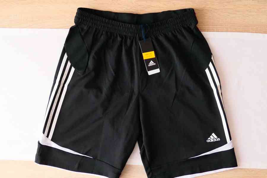 Pánské sportovní šortky Adidas Predator Clima 365 vel. 48