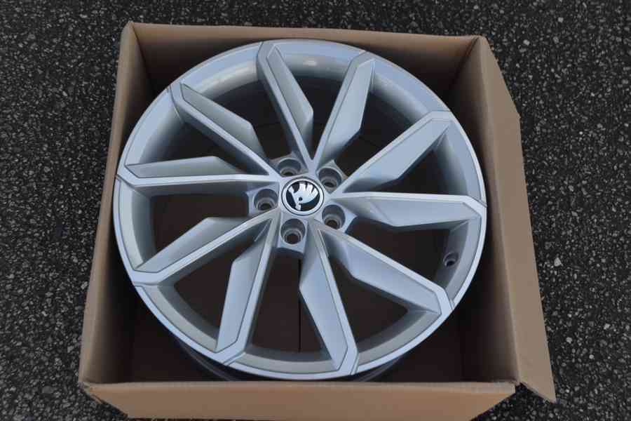 Š.Scala/Kamiq.S.Arona, VW Taigo - 18 NOVÉ orig.Alu disky - - foto 26