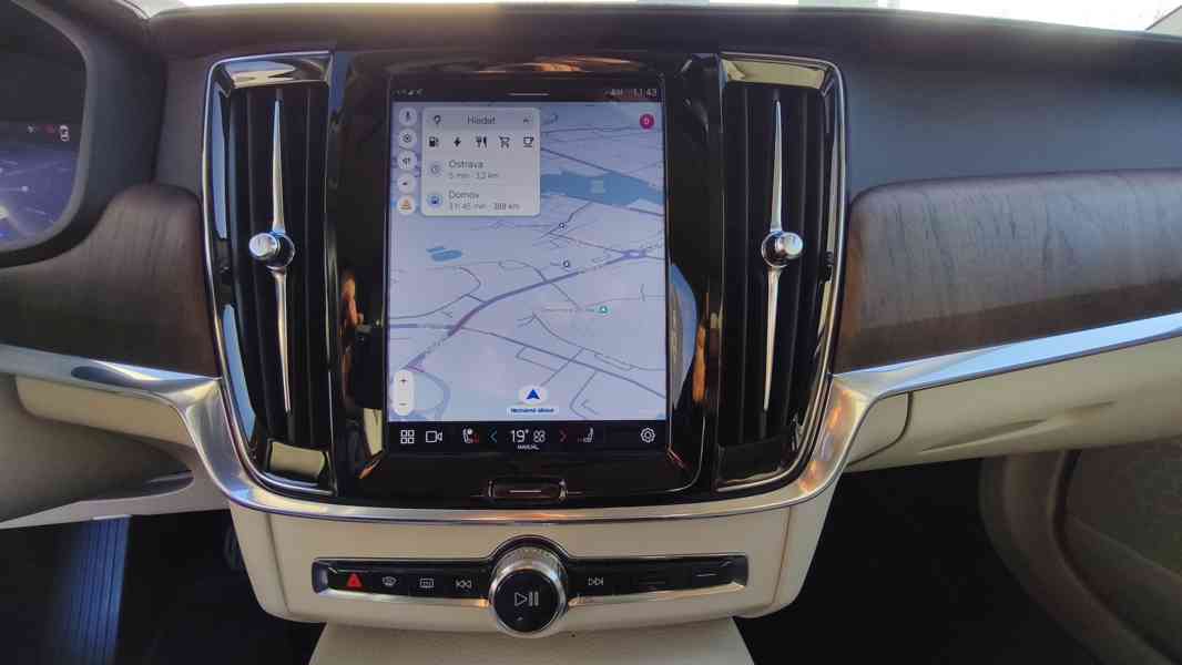 Volvo S90 T8 PHE Recharge Geartronic Inscription, ČR, DPH - foto 14