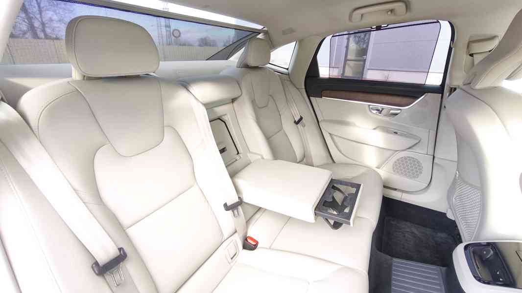 Volvo S90 T8 PHE Recharge Geartronic Inscription, ČR, DPH - foto 19