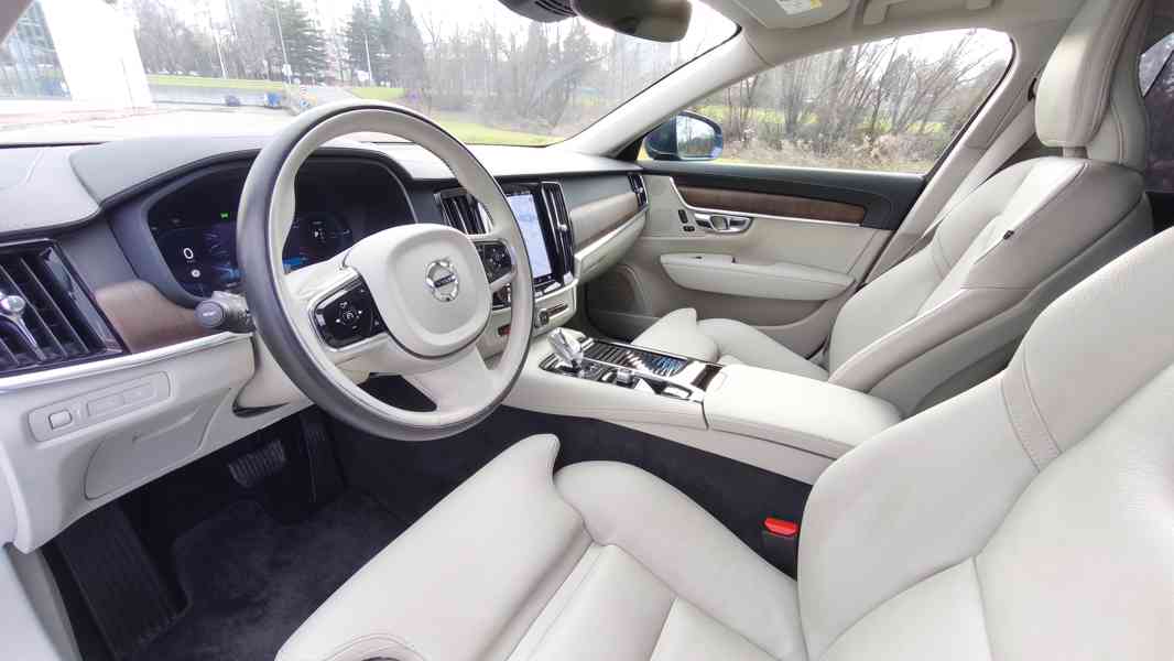 Volvo S90 T8 PHE Recharge Geartronic Inscription, ČR, DPH - foto 10