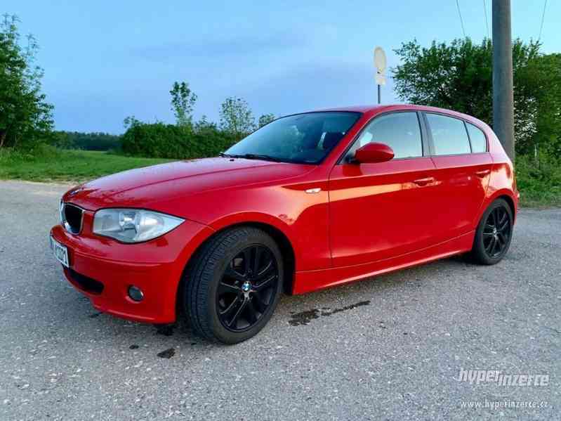 BMW 120i benzín 110kw - foto 1
