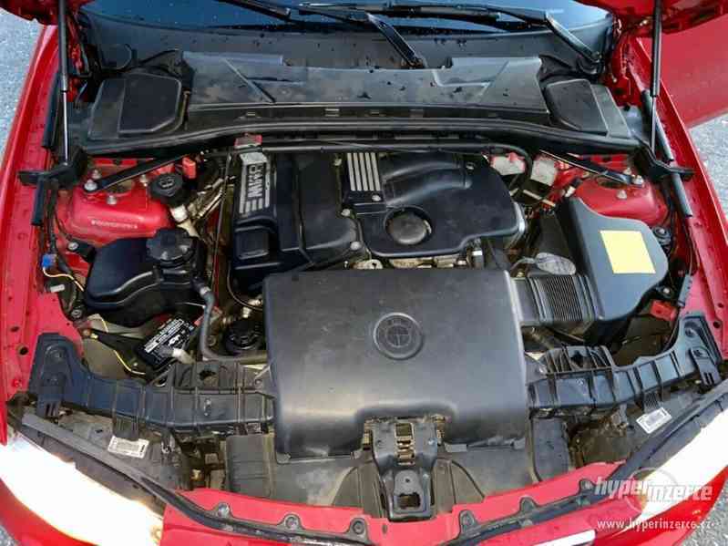 BMW 120i benzín 110kw - foto 2