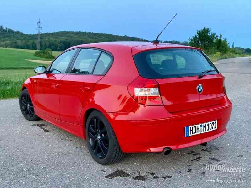 BMW 120i benzín 110kw - foto 7
