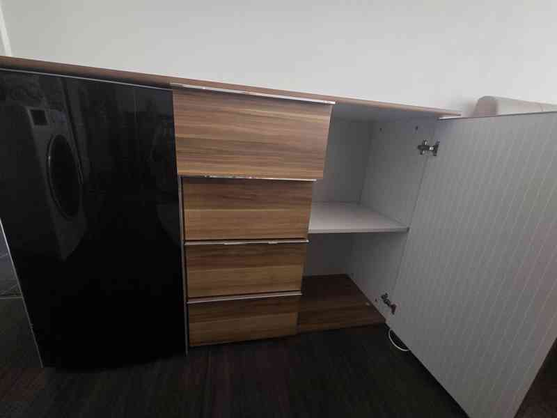 komoda do ložnice, obýváku, kanceláře - foto 4