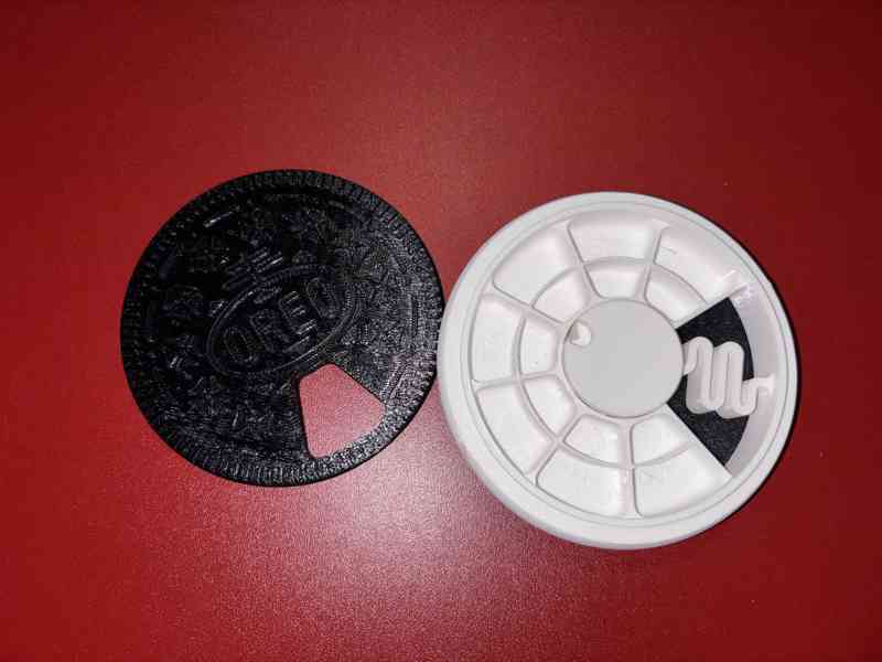 Lékovka ve tvaru sušenky OREO - foto 5