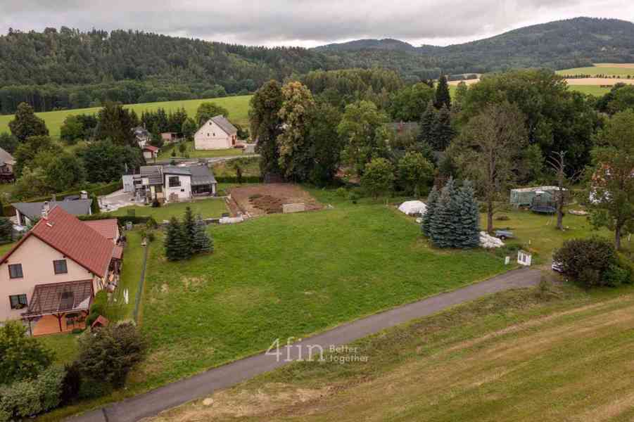 Prodej rovinatého pozemku 1790 m2 - Křižany - foto 4