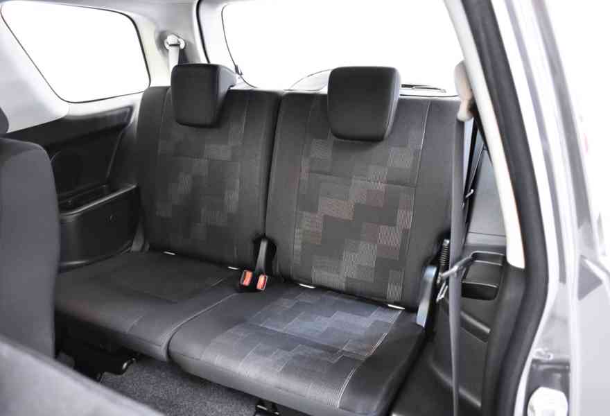 Suzuki Grand Vitara 2.4i Club benzín 124kw - foto 13