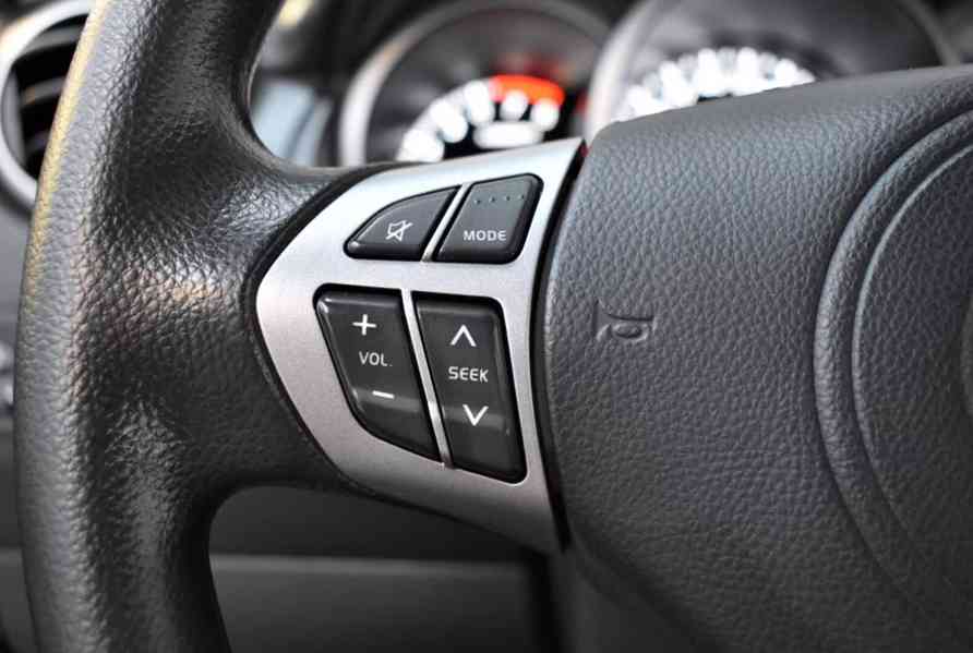 Suzuki Grand Vitara 2.4i Club benzín 124kw - foto 23