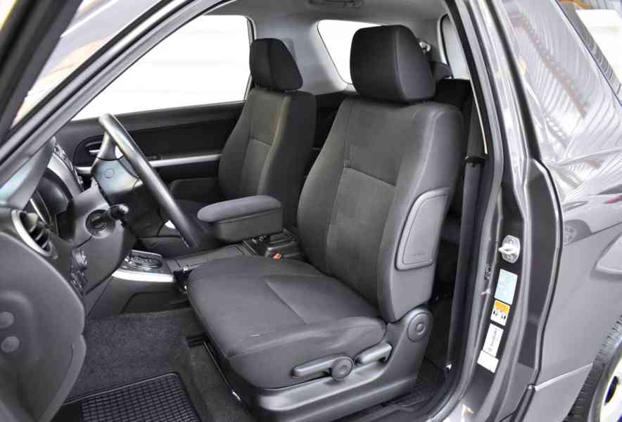 Suzuki Grand Vitara 2.4i Club benzín 124kw - foto 8