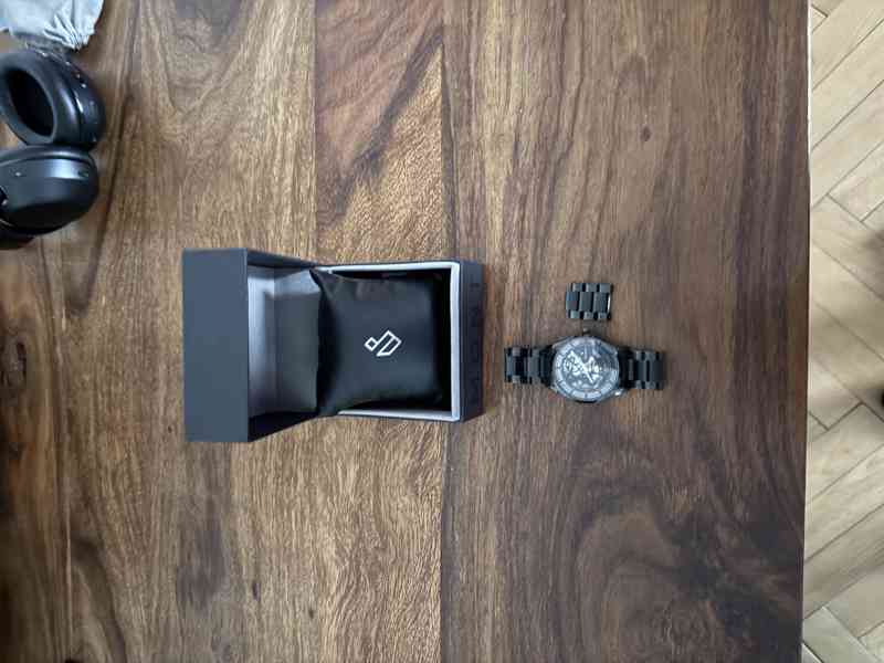 Delikátní hodinky Seymor Phantom - foto 1