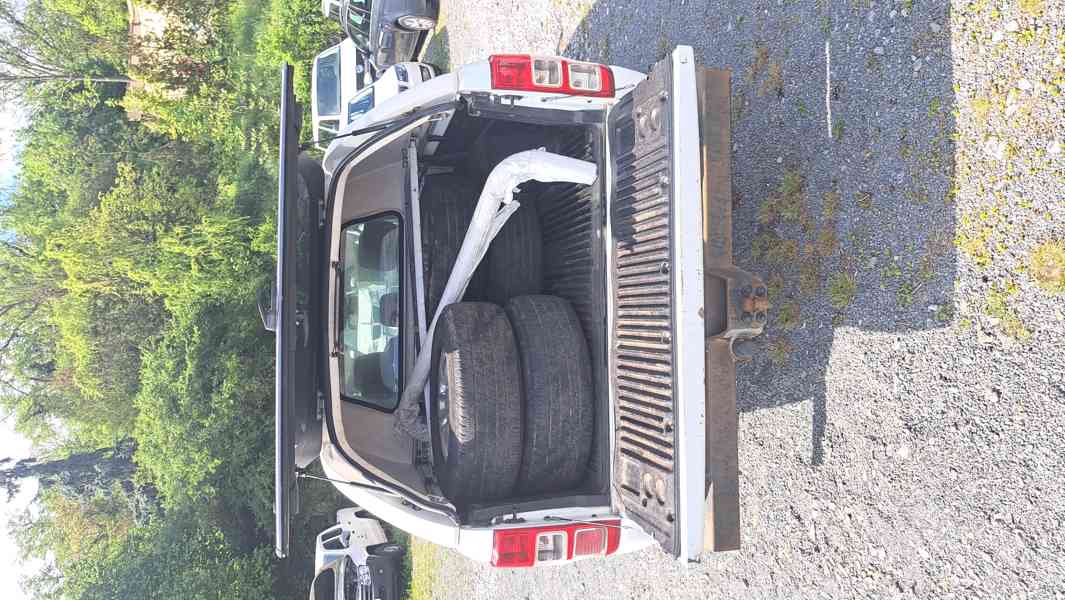 Ford Ranger Double cab 2.2 4x4 - foto 6