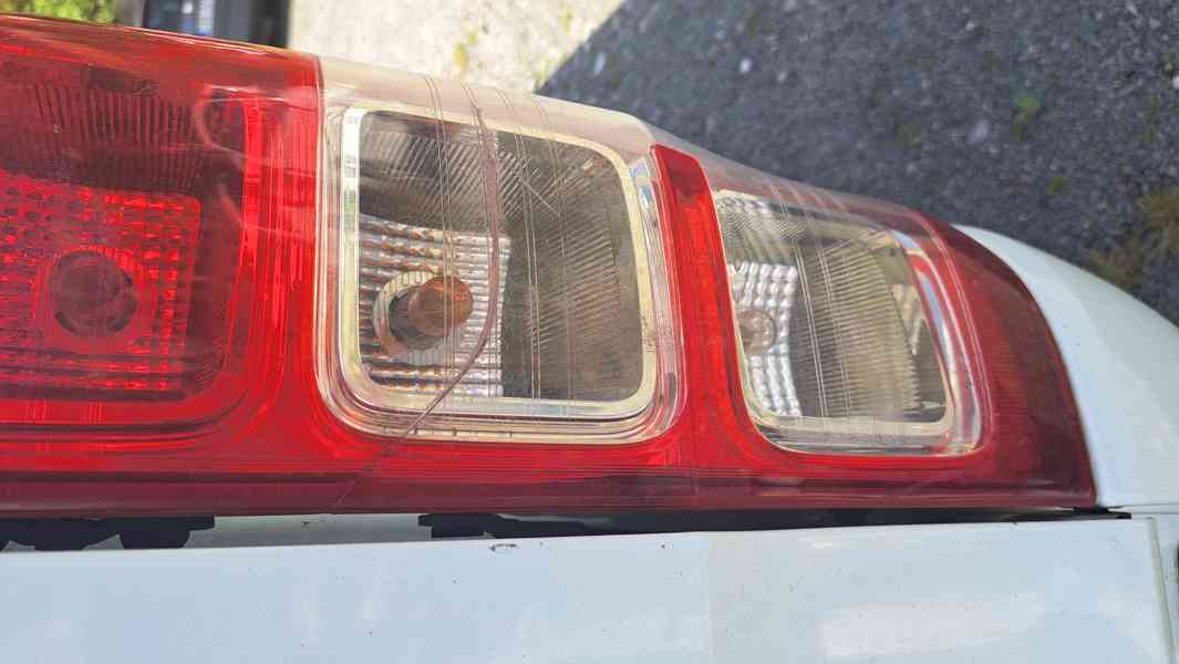Ford Ranger Double cab 2.2 4x4 - foto 10