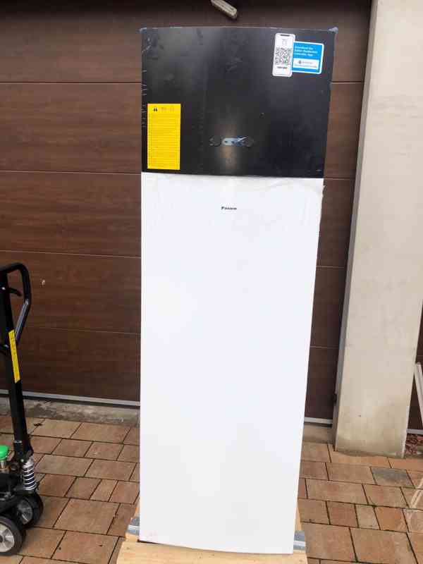 Daikin Altherma ERRA10EAV1 10 kw SPLIT - tepelné čerpadlo - foto 3