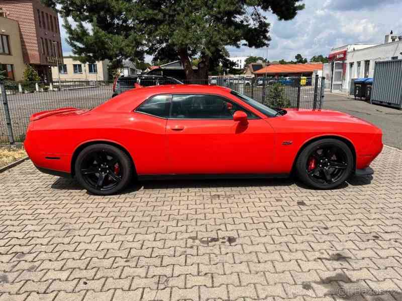 Dodge Challenger 6,4   SRT - foto 5