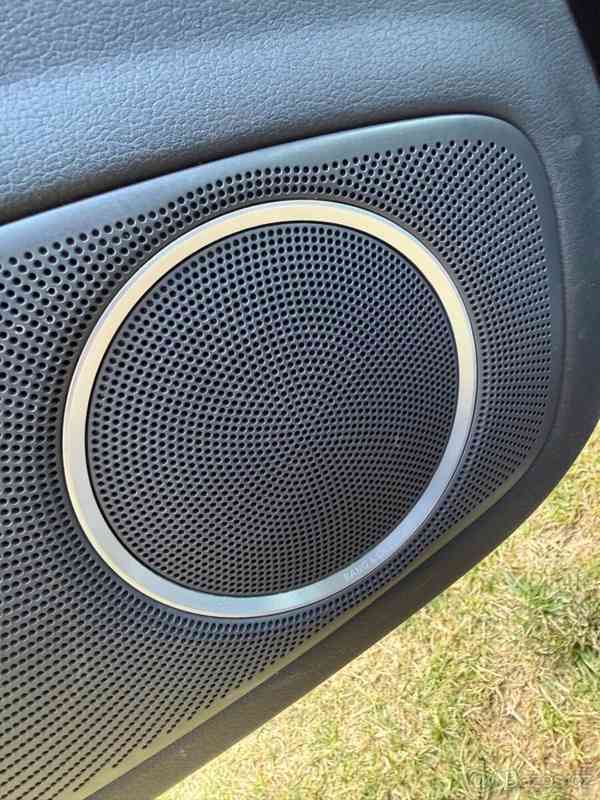 Audi A4 2,0   TDI 140kw S-tronic - foto 4