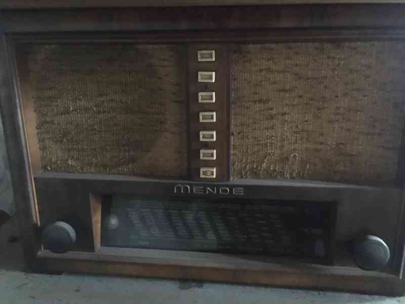 Historické radio Mende - foto 2