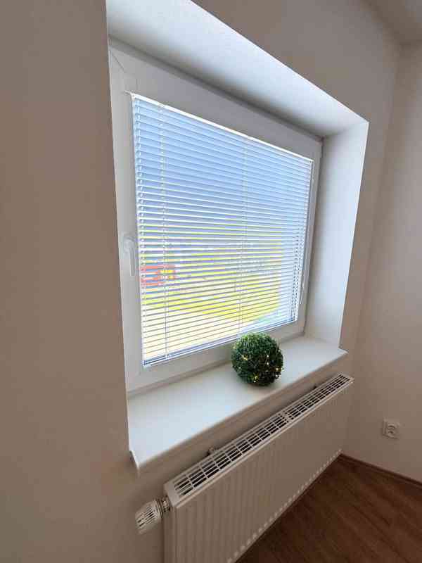 PRONÁJEM NOVOSTAVBY BYTU 2+KK S PARKOVACÍM STÁNÍM V BRNĚ - foto 2