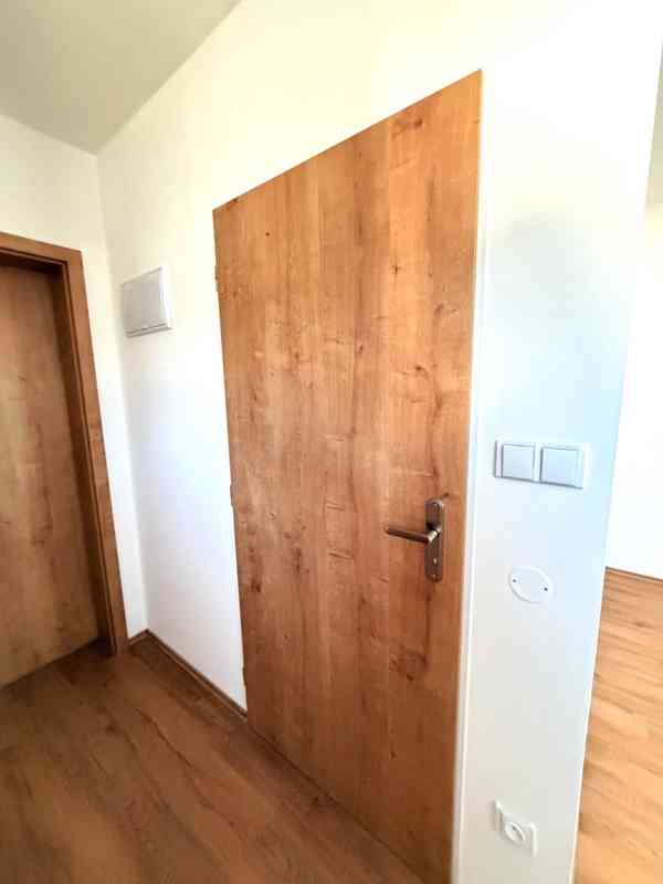 PRONÁJEM NOVOSTAVBY BYTU 2+KK S PARKOVACÍM STÁNÍM V BRNĚ - foto 17